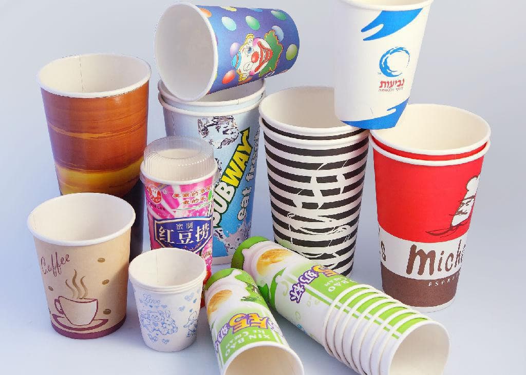 Paper Cups & Napkins